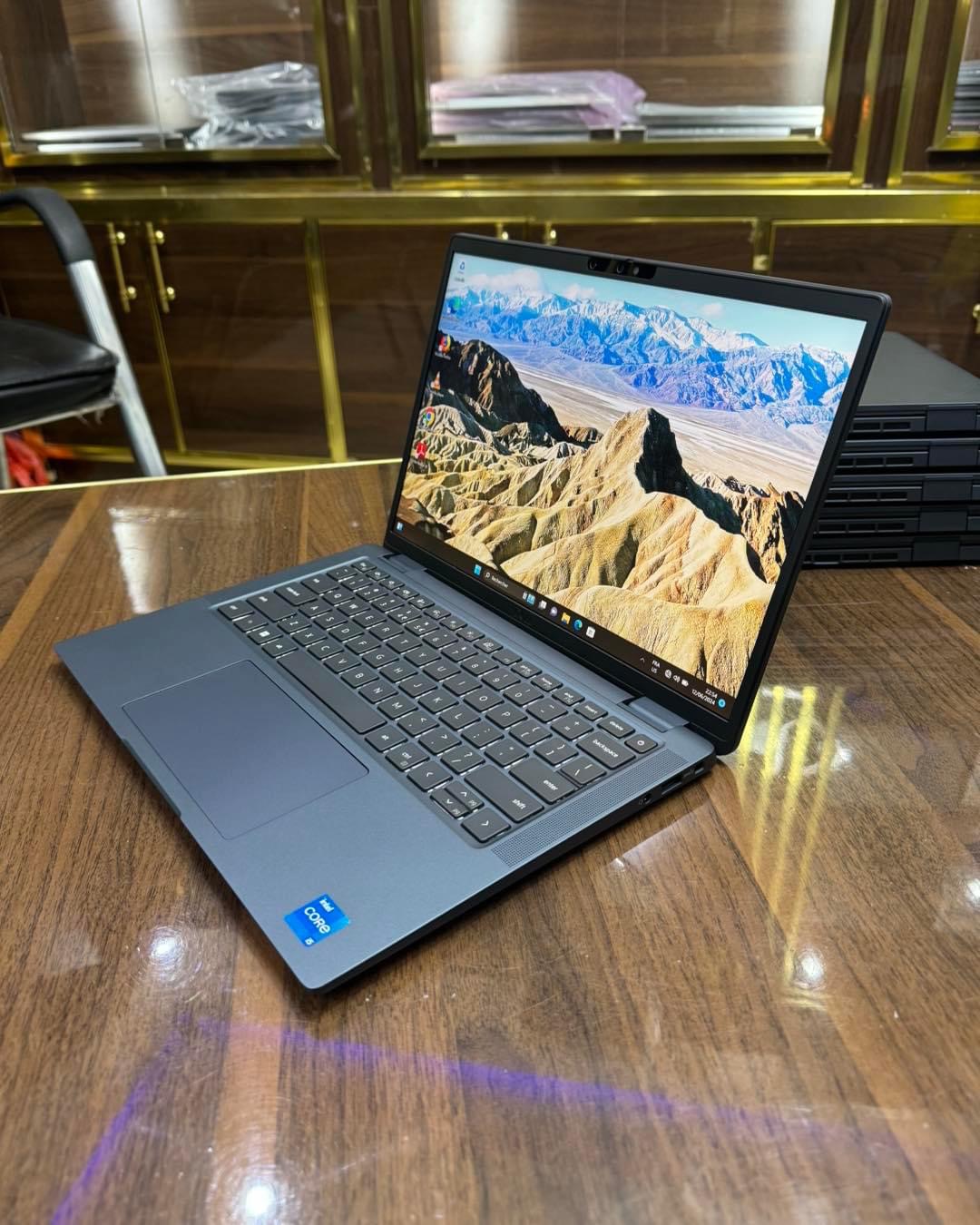 Dell latitude 7340 - 𝐏𝐫𝐨𝐜𝐞𝐬𝐬𝐞𝐮𝐫 𝐢5 𝟭𝟯𝗲𝗺𝗲 𝐠é𝐧é𝐫𝐚𝐭𝐢𝐨𝐧