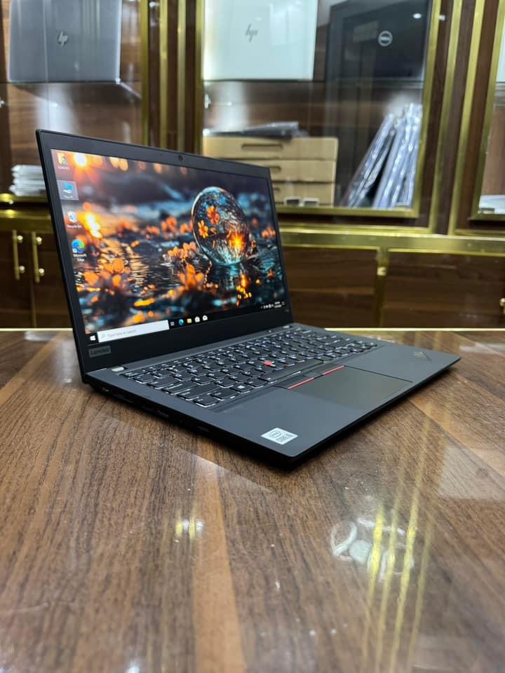 Lenovo ThinkPad T14 - Core i5, 10ème Génération.
